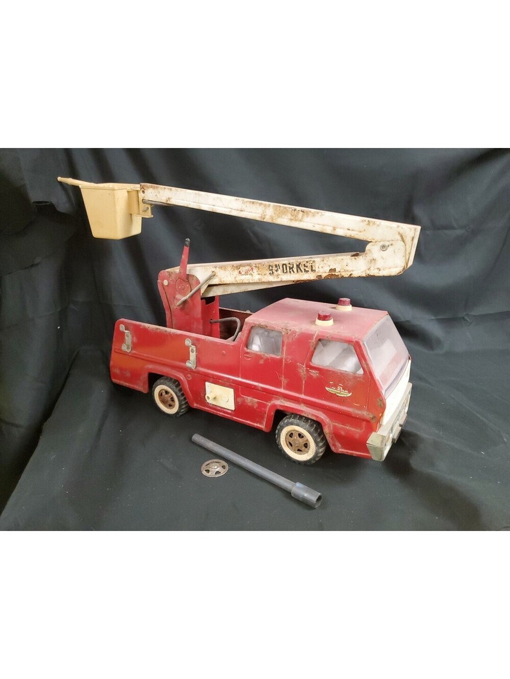 Vintage 1960's Tonka Snorkel Fire Truck With Extension Ladder See Description